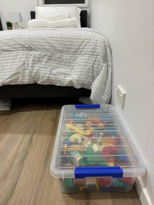Stunning 3 Bd - 2 Bth City Apt - Pool & Carpark オークランド エクステリア 写真