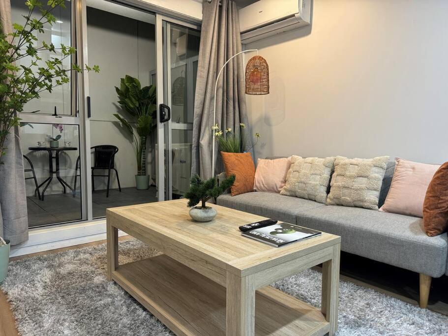 Stunning 3 Bd - 2 Bth City Apt - Pool & Carpark オークランド エクステリア 写真