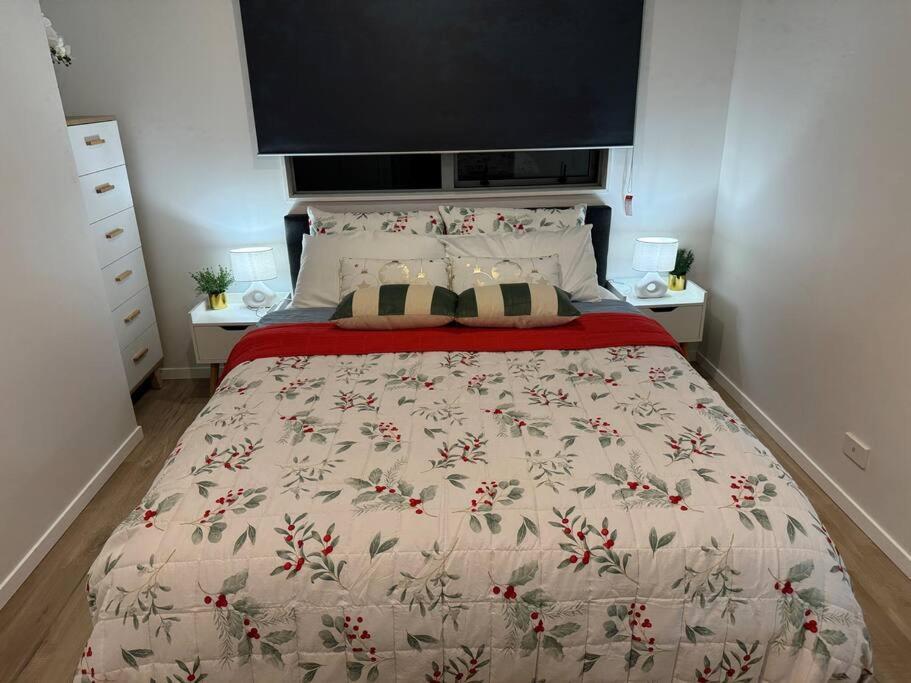 Stunning 3 Bd - 2 Bth City Apt - Pool & Carpark オークランド エクステリア 写真