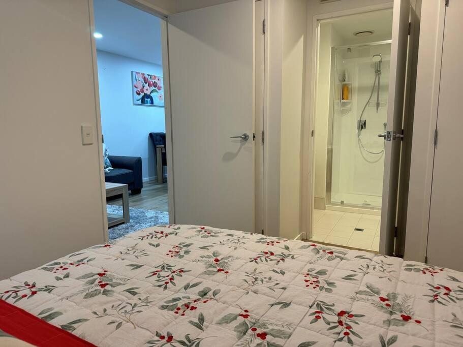 Stunning 3 Bd - 2 Bth City Apt - Pool & Carpark オークランド エクステリア 写真